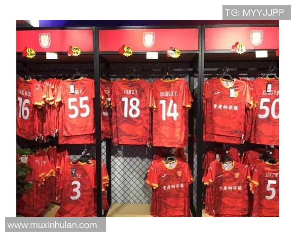 重庆足球队近期表现深度解析与状态对比分析